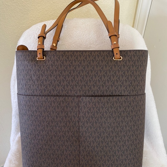 Michael Kors Brown Handbag - Picture 3 of 11